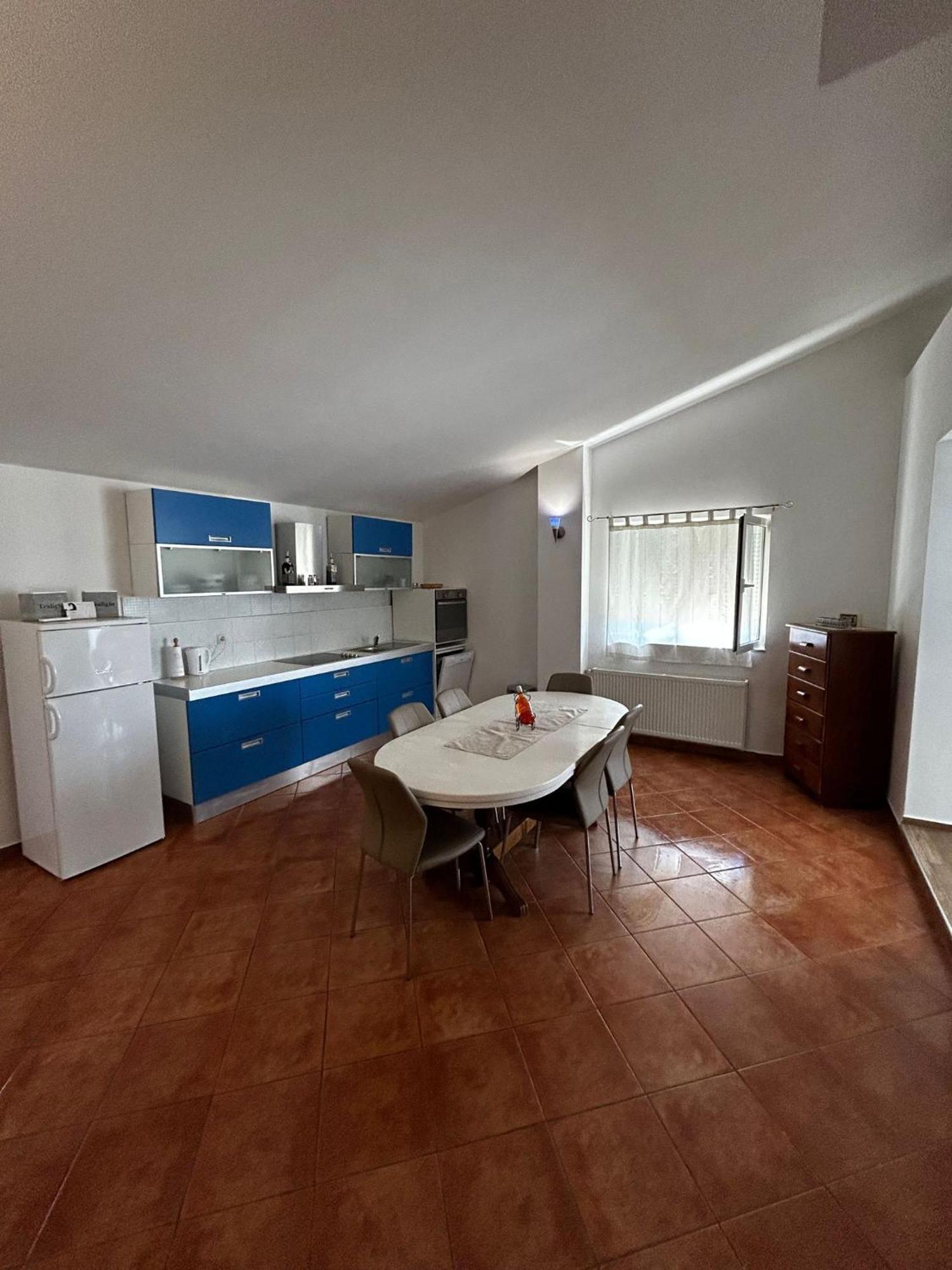 Apartments Petrovic Pirovac Luaran gambar