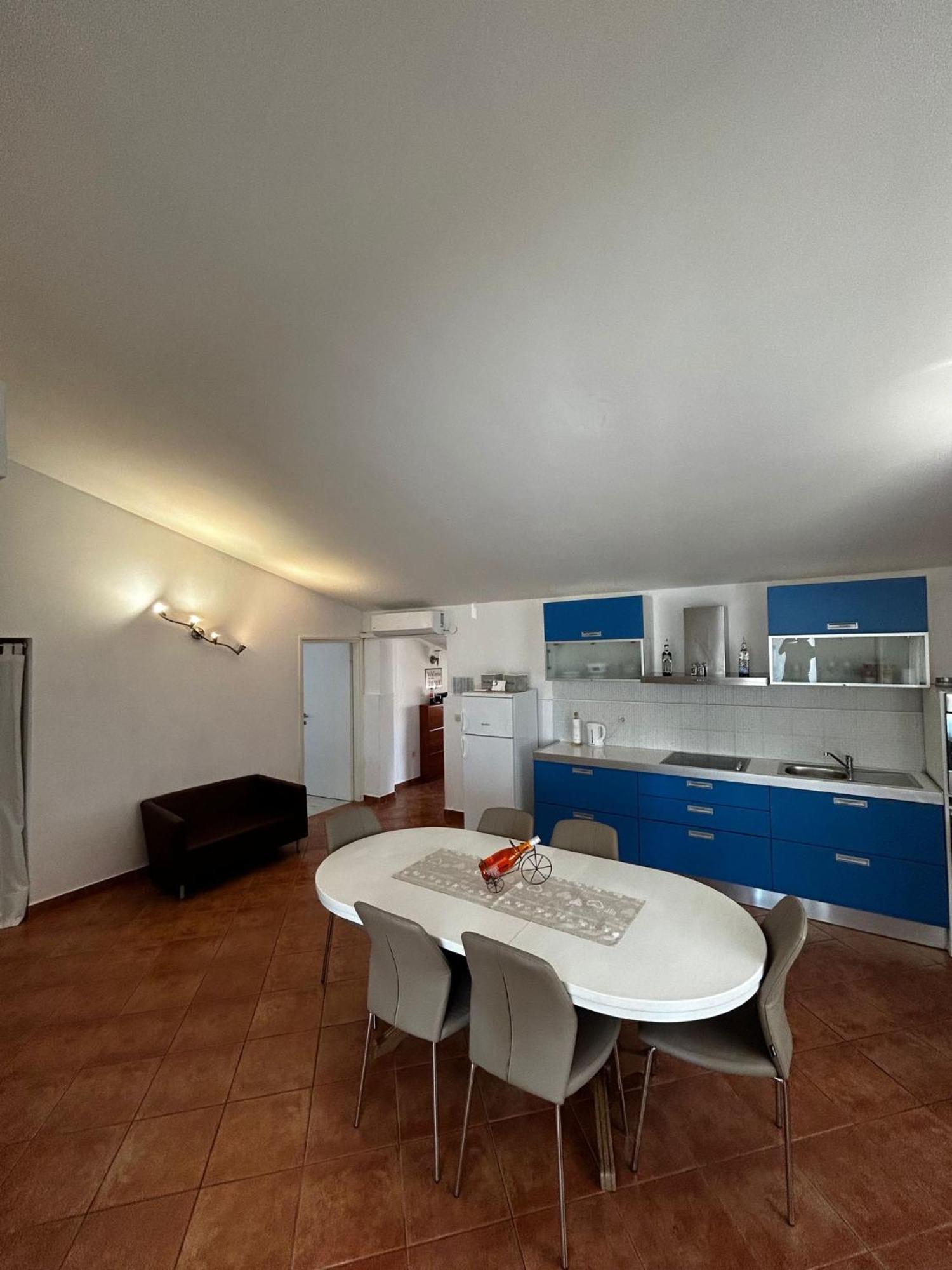 Apartments Petrovic Pirovac Luaran gambar