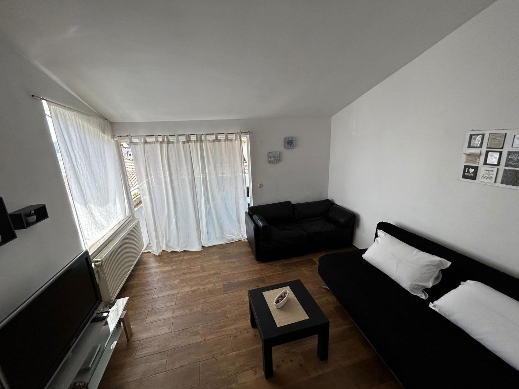 Apartments Petrovic Pirovac Luaran gambar