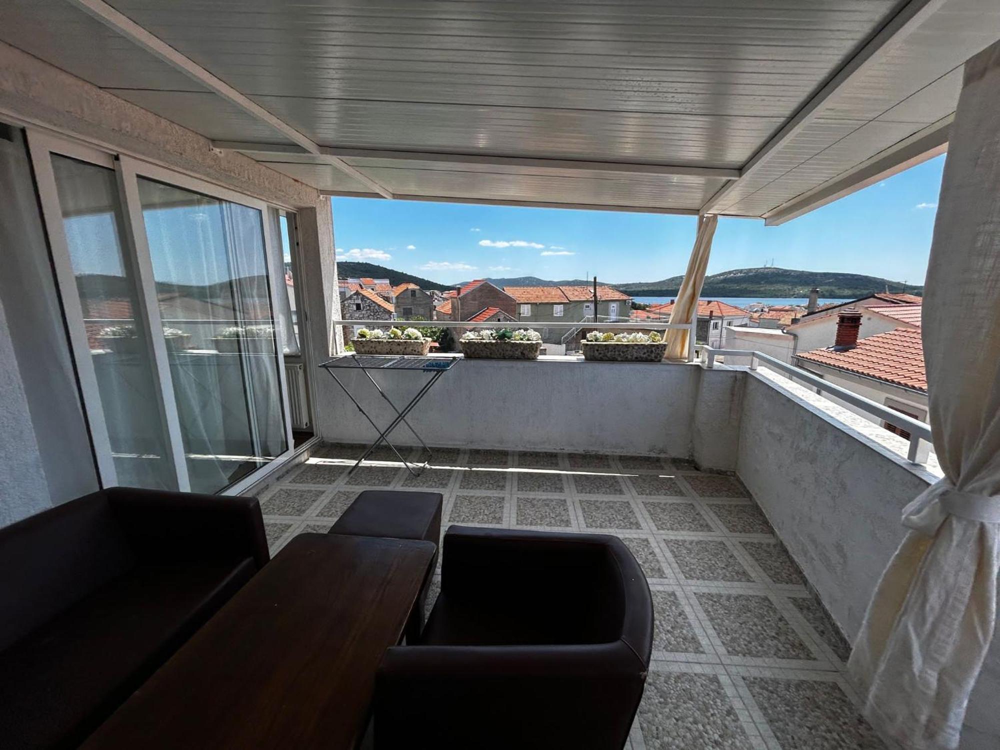 Apartments Petrovic Pirovac Luaran gambar