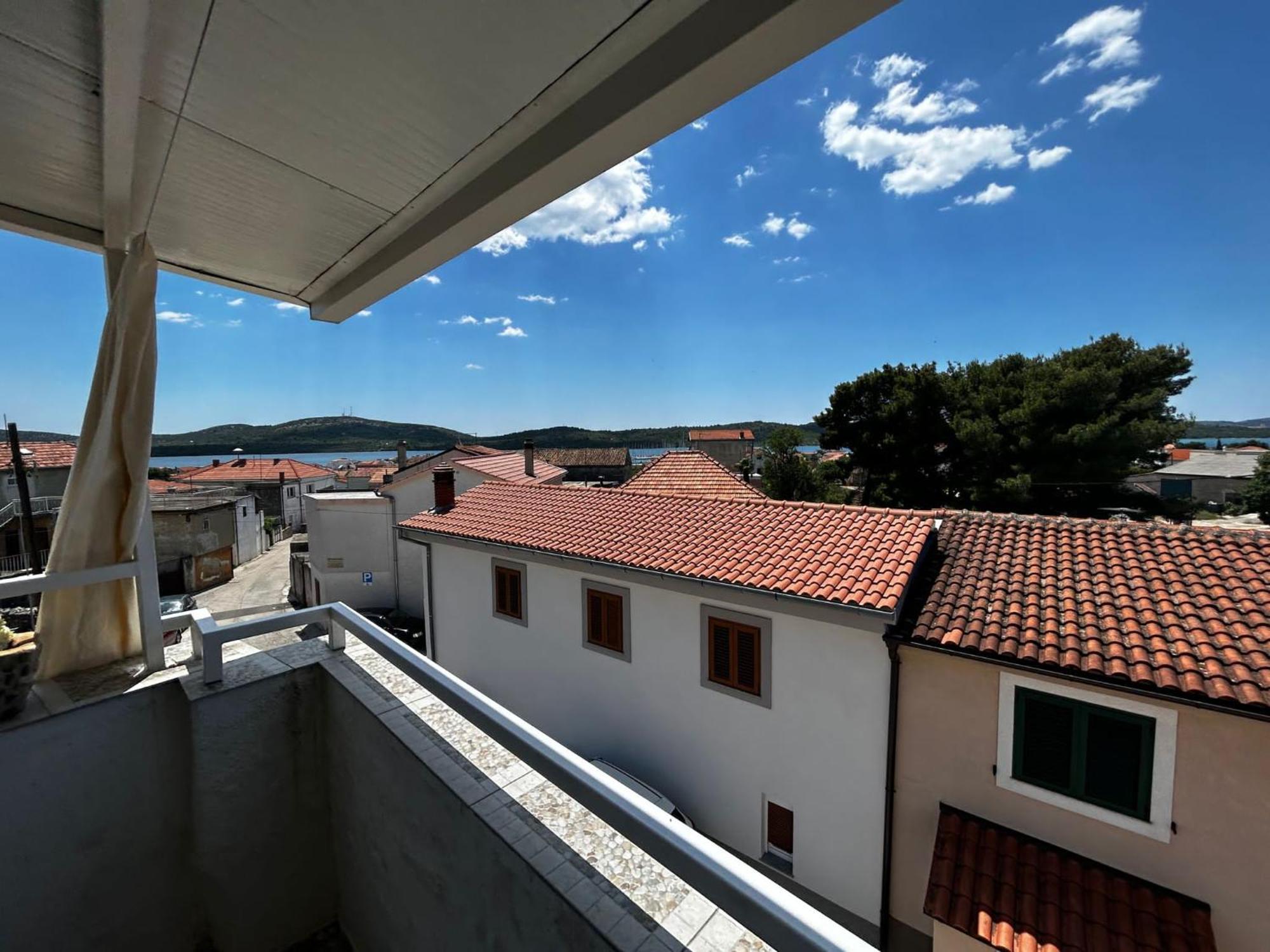 Apartments Petrovic Pirovac Luaran gambar