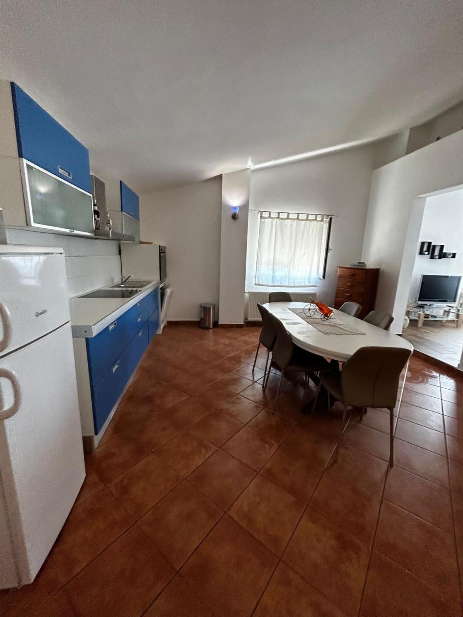 Apartments Petrovic Pirovac Luaran gambar