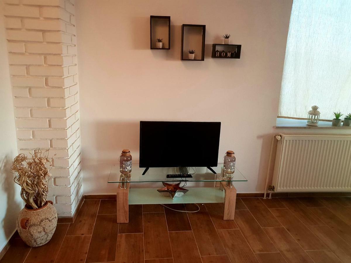 Apartments Petrovic Pirovac Luaran gambar