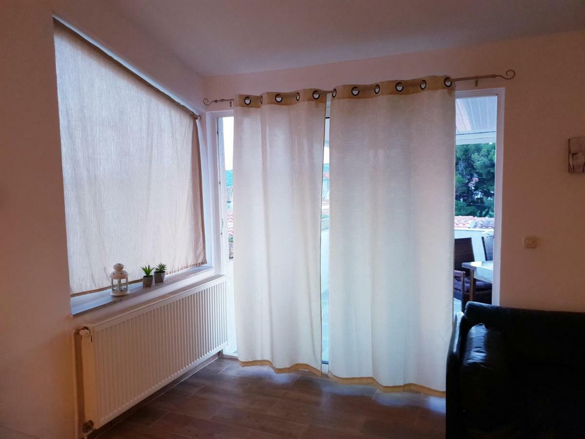 Apartments Petrovic Pirovac Luaran gambar